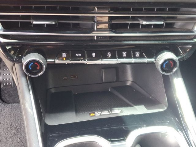 2025 Chevrolet Traverse AWD RS