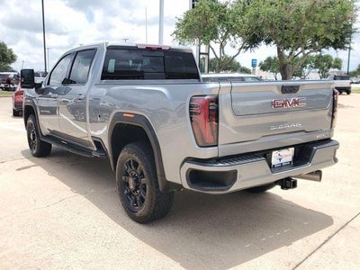 2025 GMC Sierra 2500HD 4WD Crew Cab Standard Bed AT4