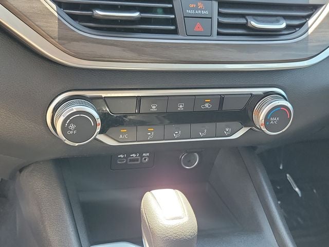 2025 Nissan Altima SV FWD