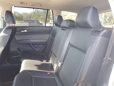 2023 Volkswagen Atlas 3.6L V6 SEL R-Line Black