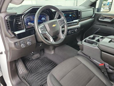 2025 Chevrolet Silverado 2500HD 4WD Crew Cab Standard Bed LT