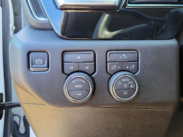 2025 Chevrolet Silverado 2500HD 4WD Crew Cab Standard Bed LT