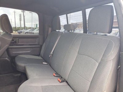 2022 RAM 2500 Tradesman Crew Cab 4x4 6'4' Box