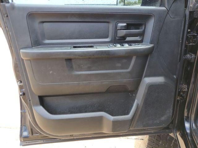 2022 RAM 2500 Tradesman Crew Cab 4x4 6'4' Box