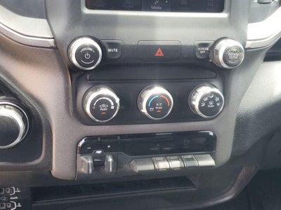 2022 RAM 2500 Tradesman Crew Cab 4x4 6'4' Box