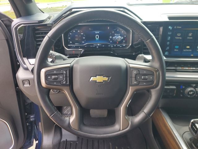 2023 Chevrolet Silverado 1500 4WD Crew Cab Standard Bed High Country