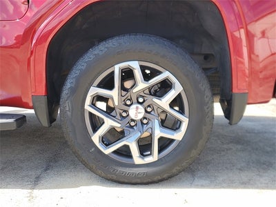 2024 GMC Sierra 1500 4WD Crew Cab Short Box SLT