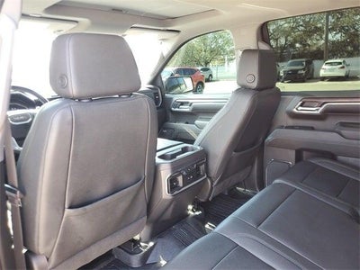 2024 GMC Sierra 1500 4WD Crew Cab Short Box SLT