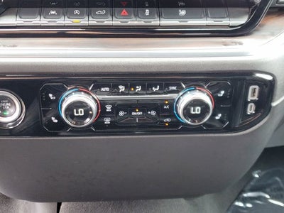 2024 GMC Sierra 1500 4WD Crew Cab Short Box SLT