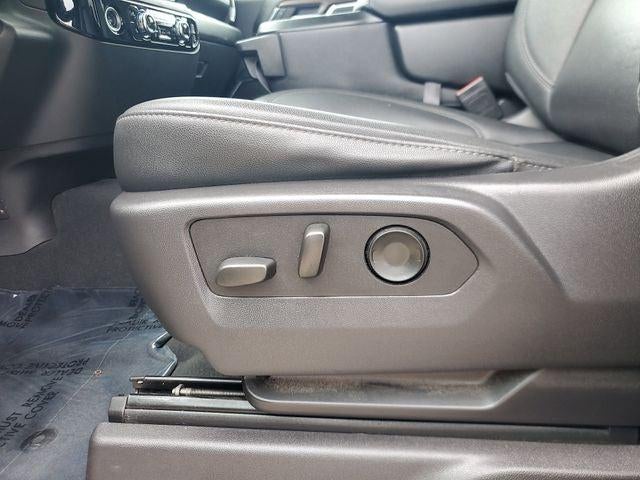 2024 GMC Sierra 1500 4WD Crew Cab Short Box SLT