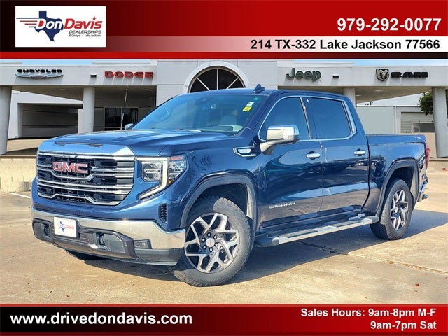 2022 GMC Sierra 1500 4WD Crew Cab Short Box SLT