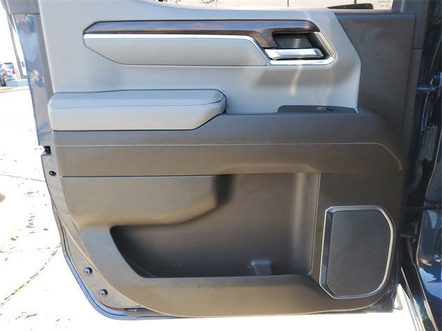 2022 GMC Sierra 1500 4WD Crew Cab Short Box SLT