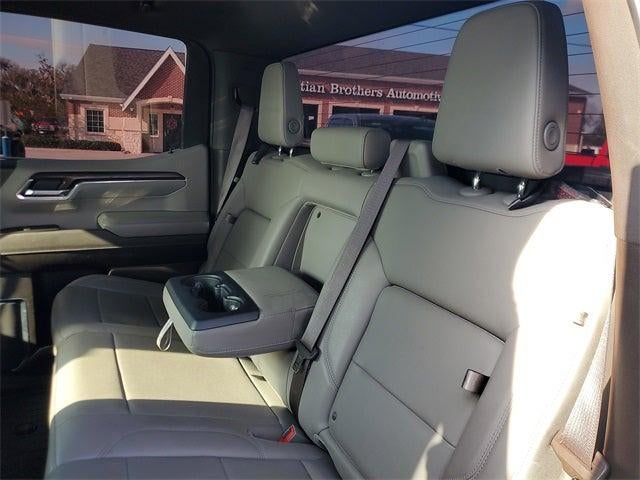 2022 GMC Sierra 1500 4WD Crew Cab Short Box SLT