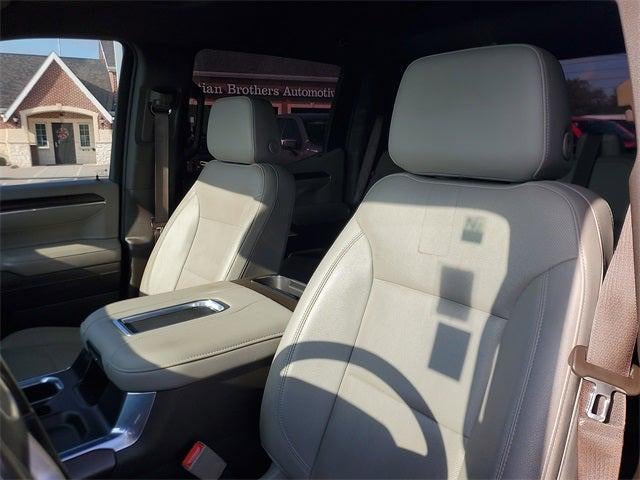 2022 GMC Sierra 1500 4WD Crew Cab Short Box SLT