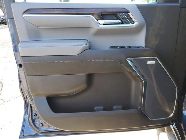 2022 GMC Sierra 1500 4WD Crew Cab Short Box SLT