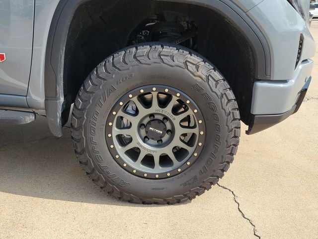 2024 GMC Sierra 1500 4WD Crew Cab Short Box AT4