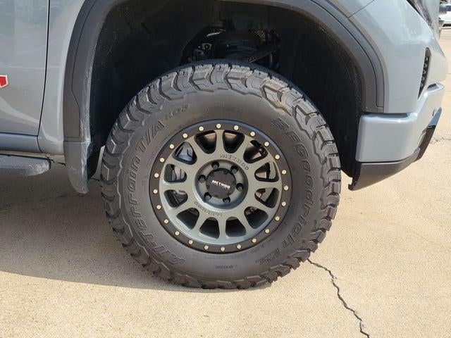2024 GMC Sierra 1500 4WD Crew Cab Short Box AT4