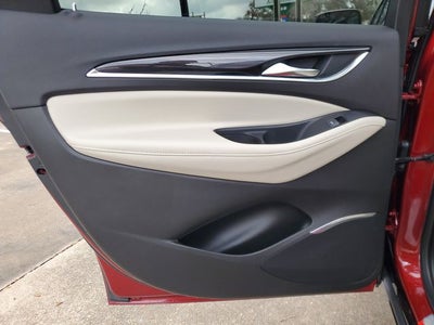 2022 Buick Enclave FWD Essence