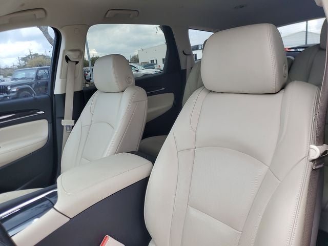 2022 Buick Enclave FWD Essence