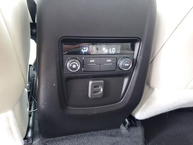 2022 Buick Enclave FWD Essence