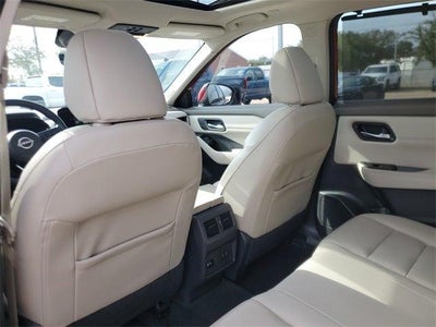 2022 Nissan Rogue SL FWD