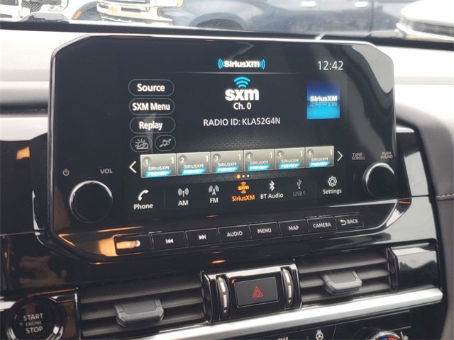 2025 Nissan Pathfinder SL FWD