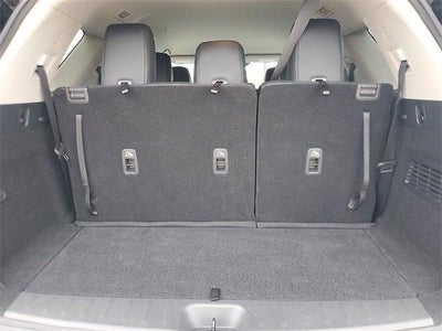 2025 Nissan Pathfinder SL FWD