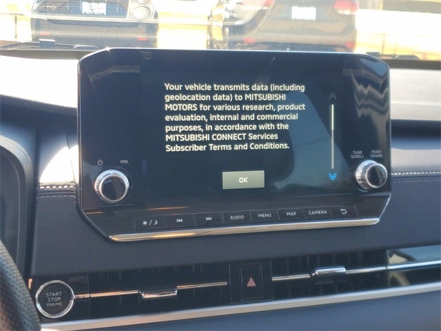 2024 Mitsubishi Outlander Base