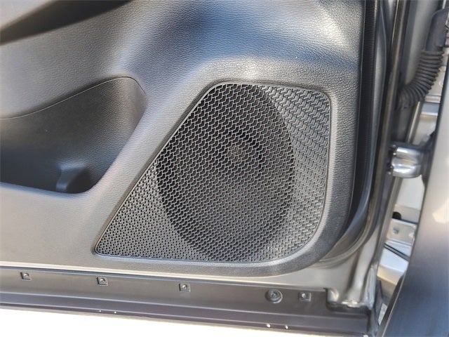 2024 Mitsubishi Outlander Base