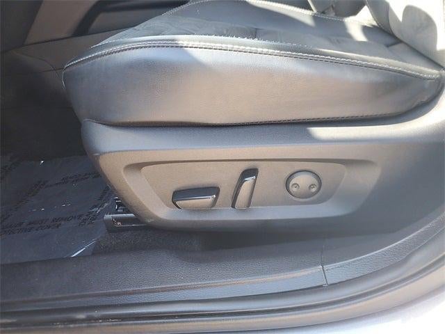 2024 Mitsubishi Outlander Base