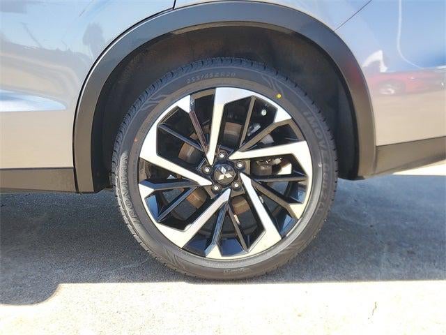 2024 Mitsubishi Outlander Base