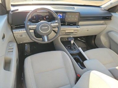 2025 Hyundai KONA SEL