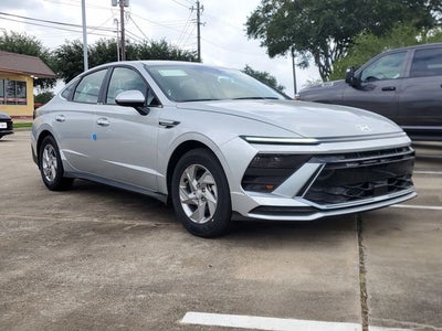 2025 Hyundai SONATA SE