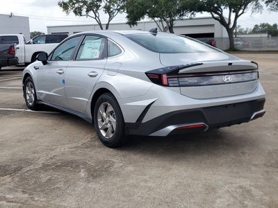 2025 Hyundai SONATA SE
