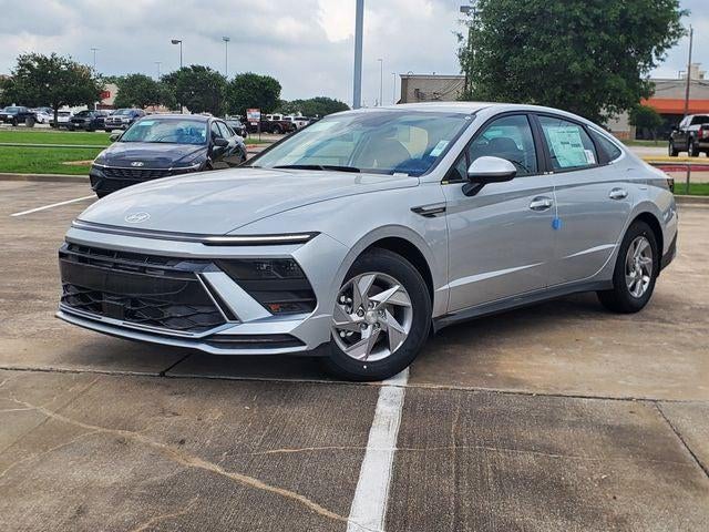 2025 Hyundai SONATA SE