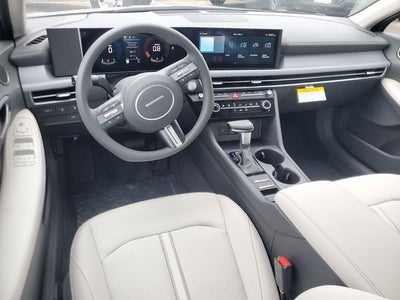 2025 Hyundai SONATA SE