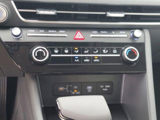 2025 Hyundai SONATA SE