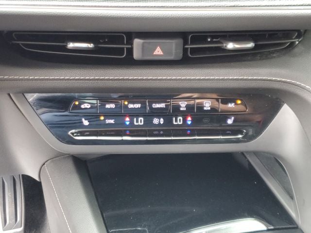 2022 Buick Envision FWD Essence