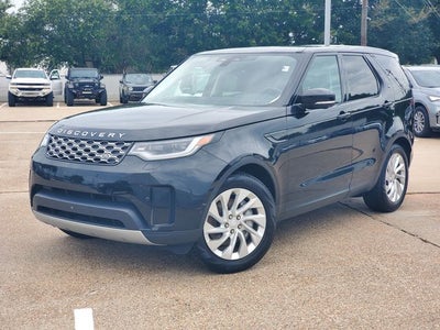 2024 Land Rover Discovery P300 S
