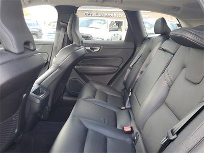 2024 Volvo XC60 B5 Plus Dark Theme