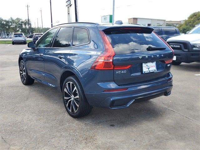 2024 Volvo XC60 B5 Plus Dark Theme